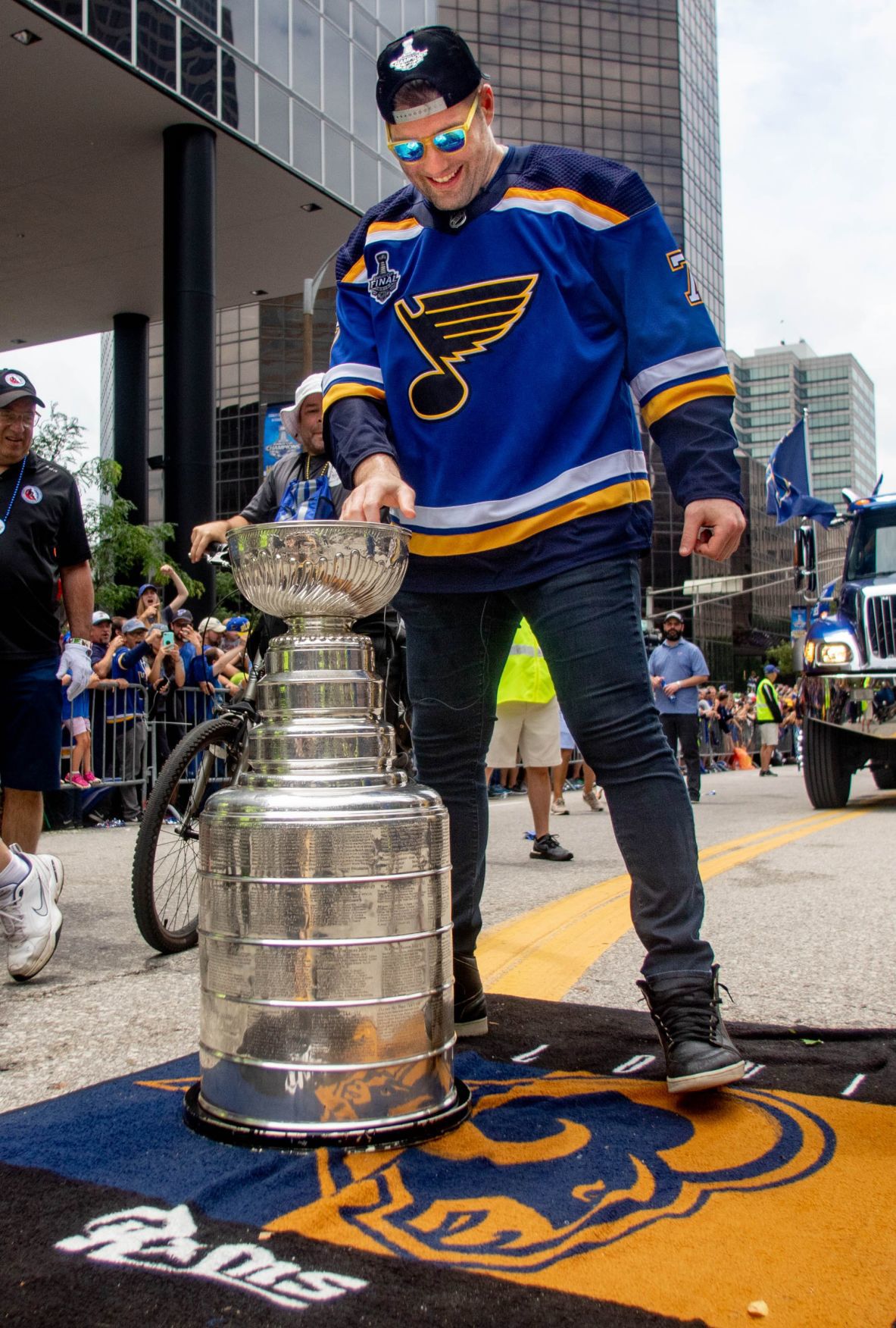 St. Louis Blues, fans celebrate Stanley Cup victory